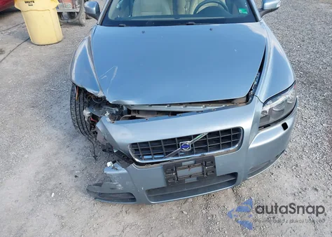 2008 Volvo C70 T5/T5 M z USA, uszkodzony, nr VIN YV1MC67278J041048